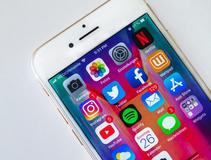 sara-kurfess-6lcT2kRPvnI-unsplash